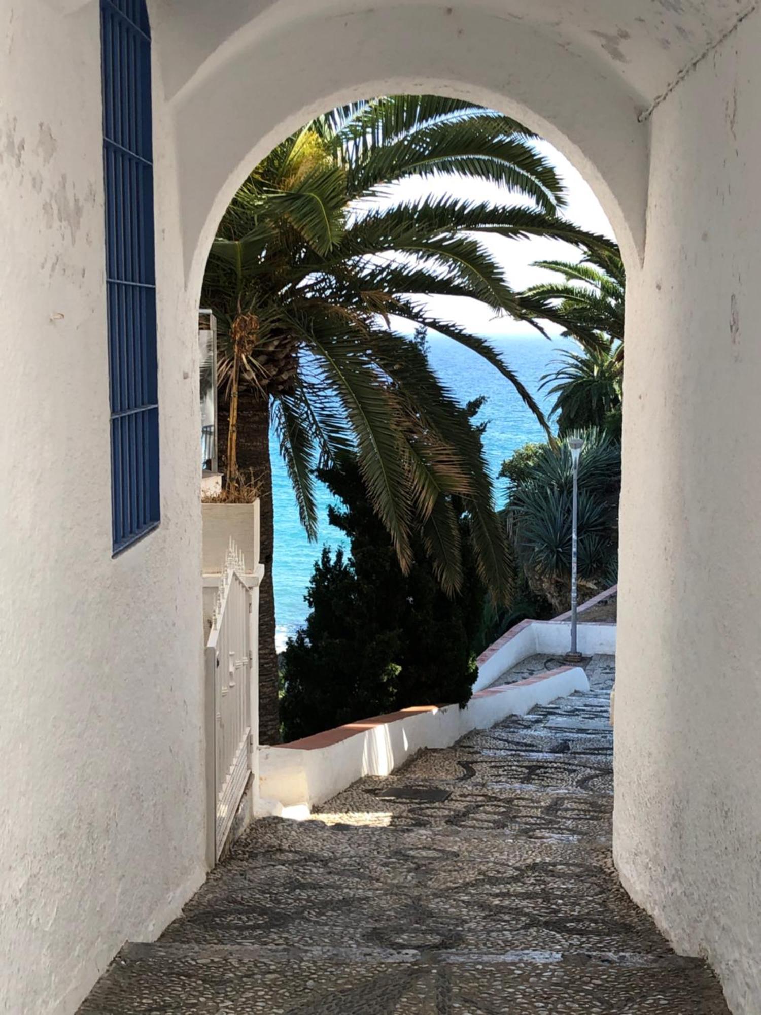 Apartamento Nerja With View Exterior foto